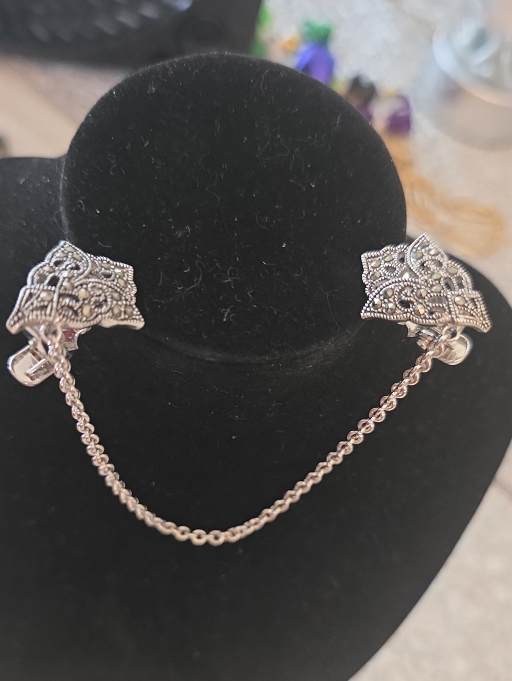 Vintage Silver Filigree Brooch Chain Sweater Clips